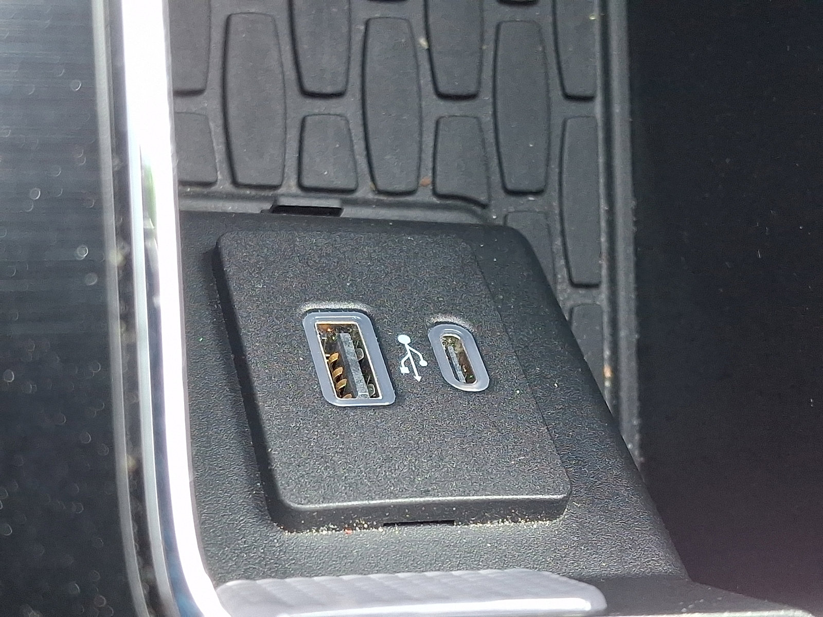 Used 2020 Lincoln Aviator Reserve w/ Elements Package Plus image 26