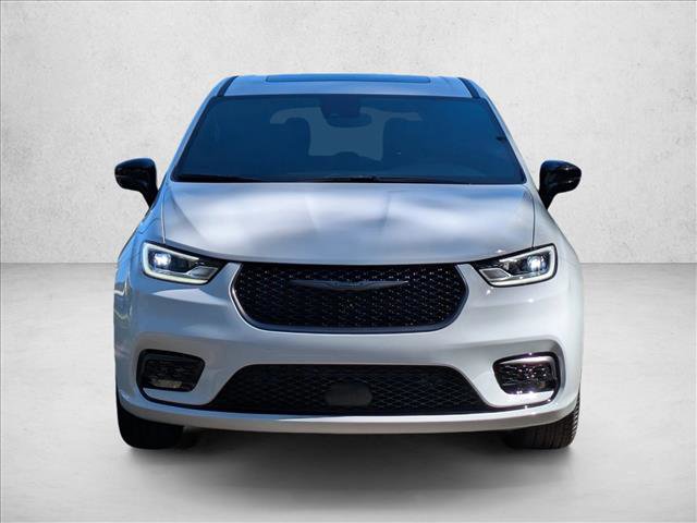 New 2026 Chrysler Pacifica Select image 6