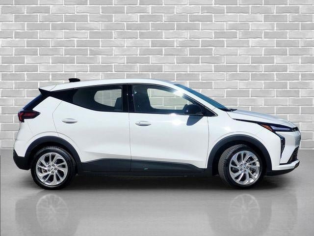 New 2027 Chevrolet Bolt LT FWD image 4