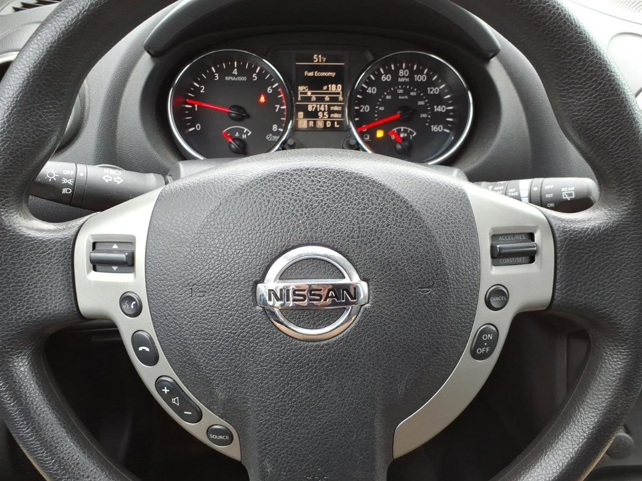 Used 2013 Nissan Rogue SV AWD/4WD image 14