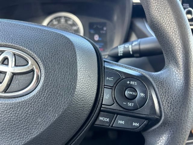 Used 2020 Toyota Corolla LE FWD image 14