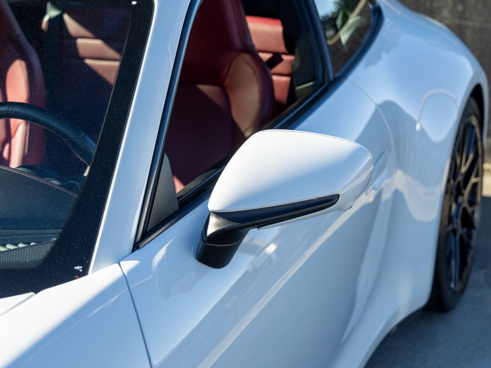 Certified 2022 Porsche 911 Carrera GTS RWD image 17