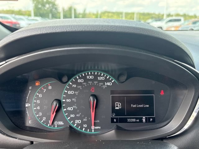 Used 2022 Chevrolet Trax LT w/ LT Convenience Package AWD/4WD image 17