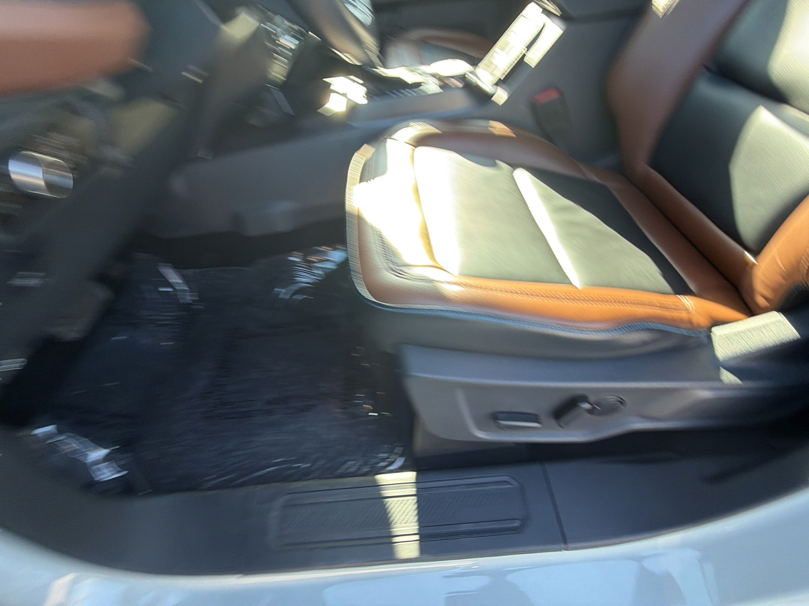 Used 2024 Ford Bronco Outer Banks AWD/4WD image 26