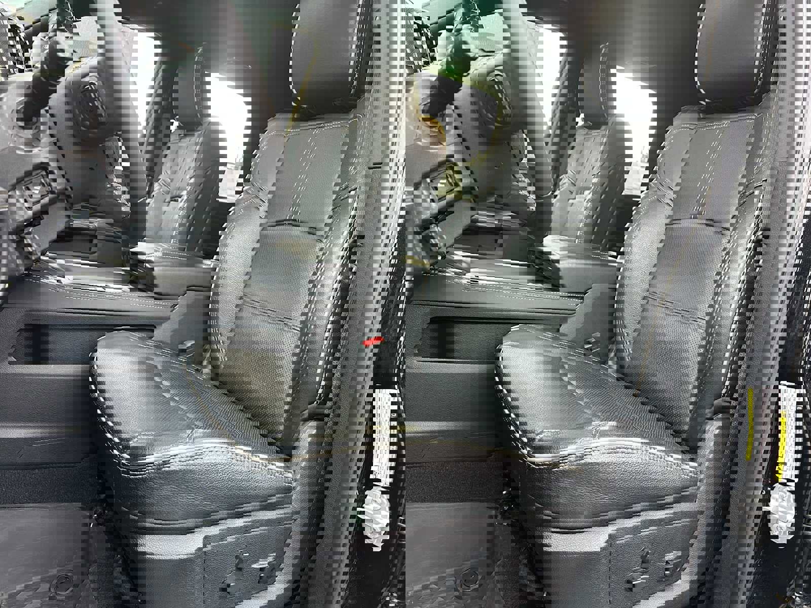 Used 2024 RAM 3500 Limited image 22