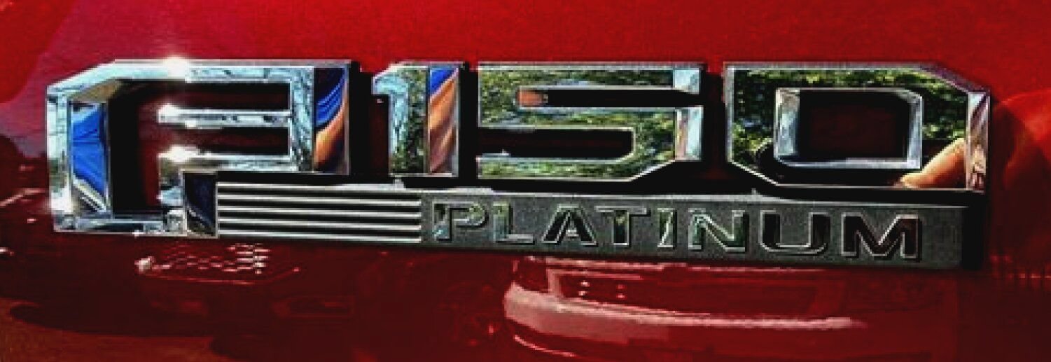 Used 2018 Ford F150 Platinum w/ Equipment Group 701A Luxury AWD/4WD image 22