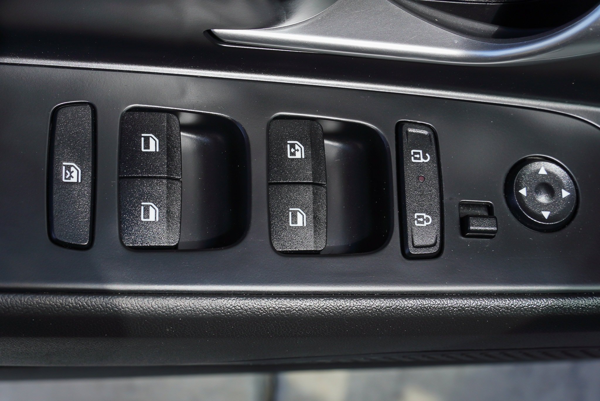 Used 2024 Hyundai Elantra SEL FWD image 19