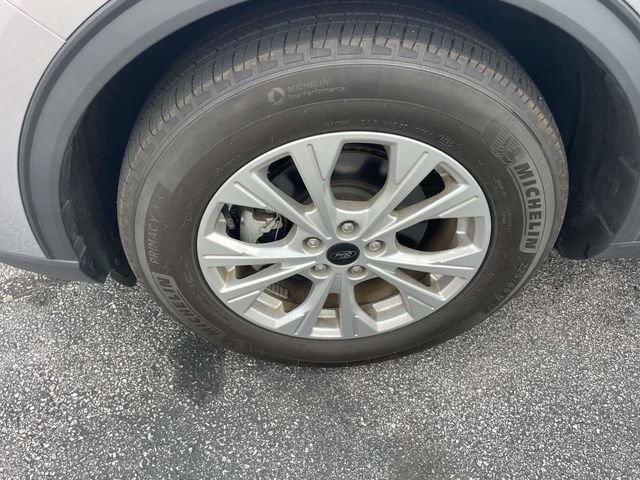 Used 2023 Ford Escape Active w/ Cold Weather Package FWD image 8