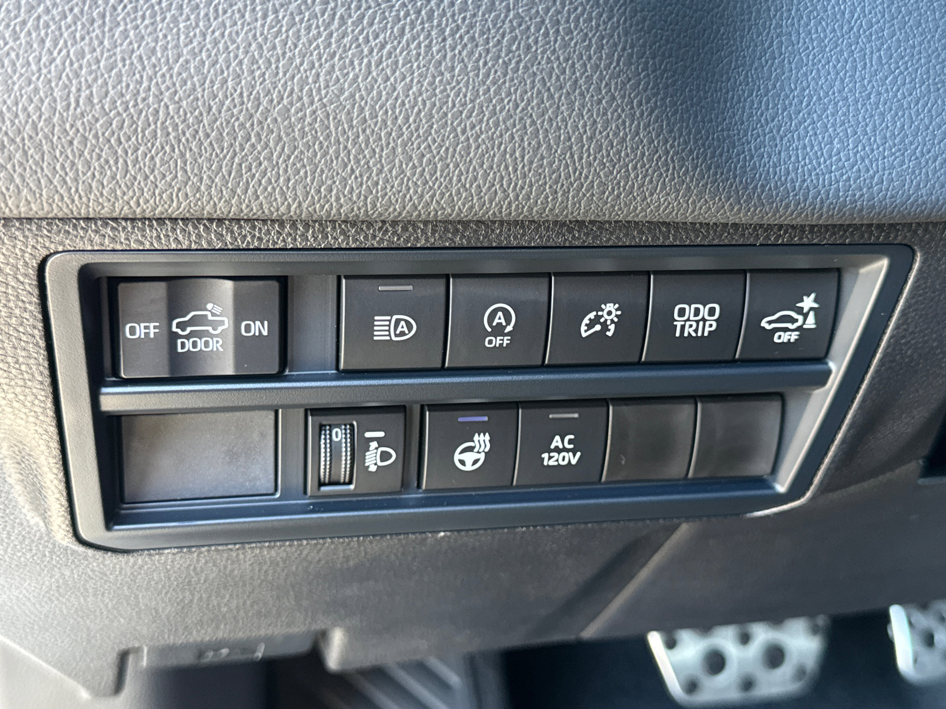 New 2026 Toyota Tundra Limited w/ TRD Off-Road Package image 28