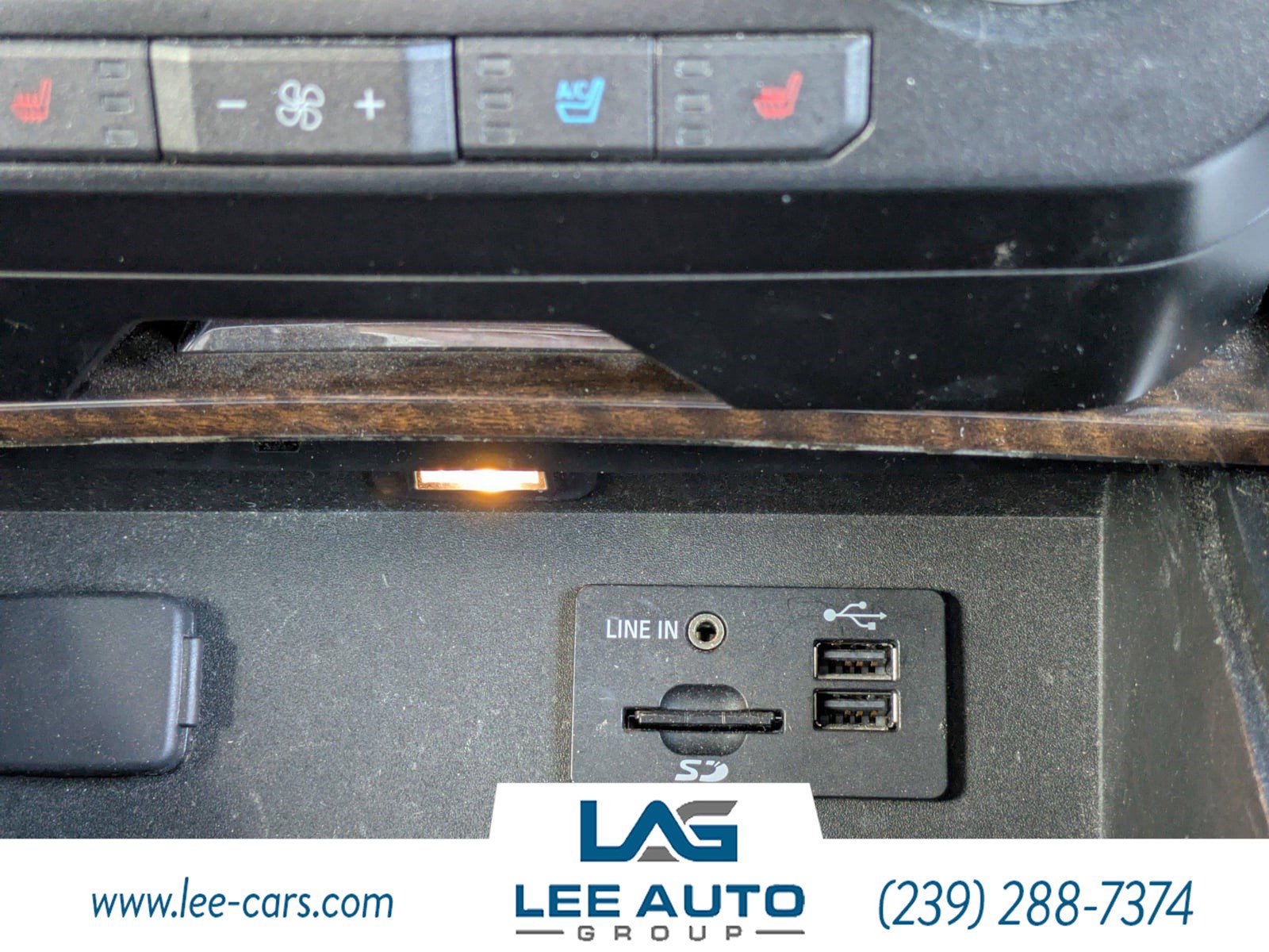 Used 2015 Ford F150 Platinum w/ Trailer Tow Package image 26