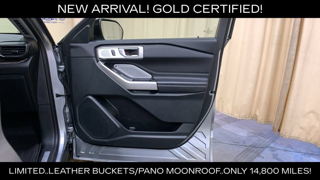 Used 2024 Ford Explorer Limited w/ Limited Technology Package AWD/4WD image 10
