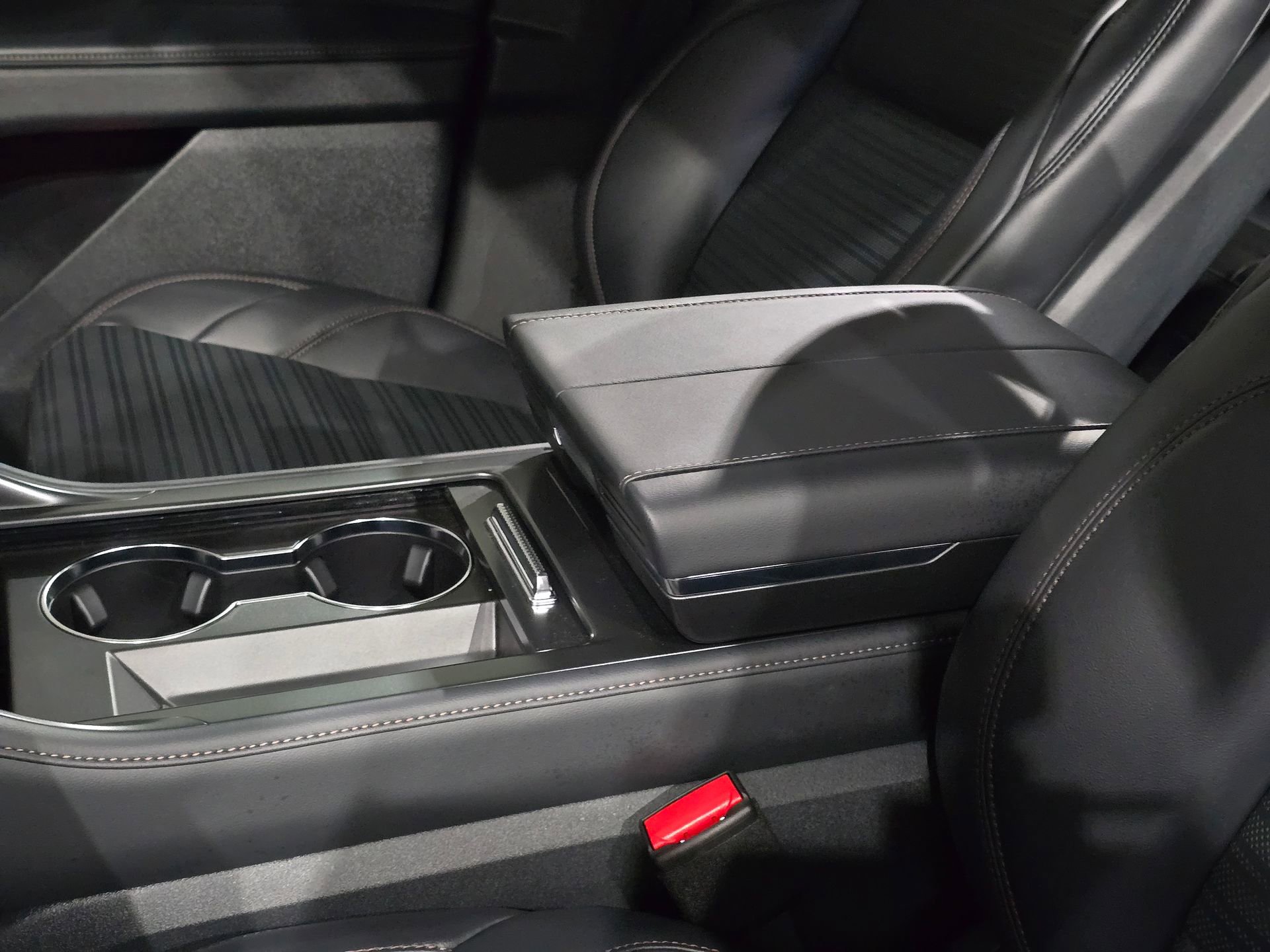 New 2026 Lincoln Nautilus Reserve AWD/4WD image 37