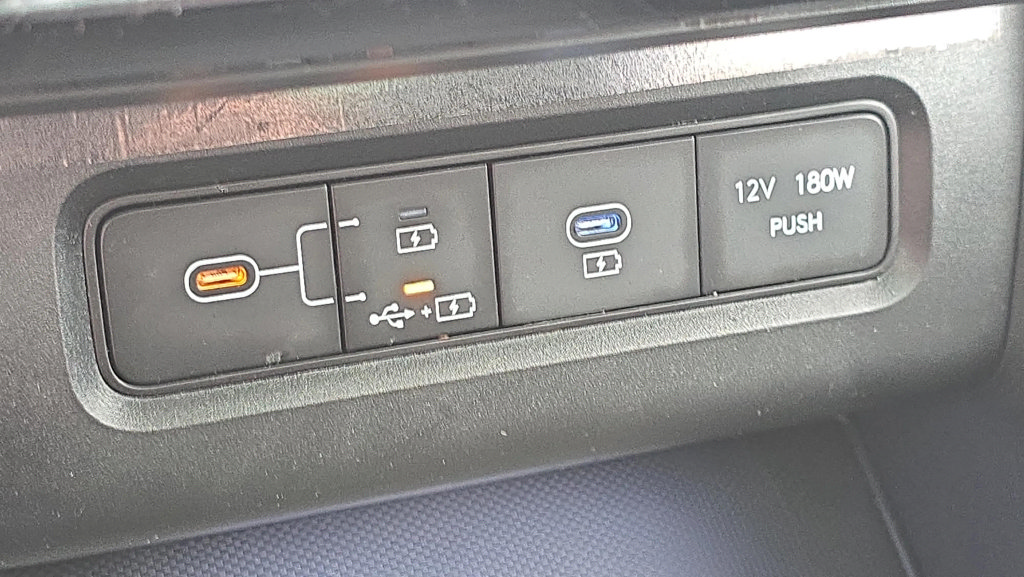 Used 2025 Hyundai Tucson SEL AWD/4WD image 28