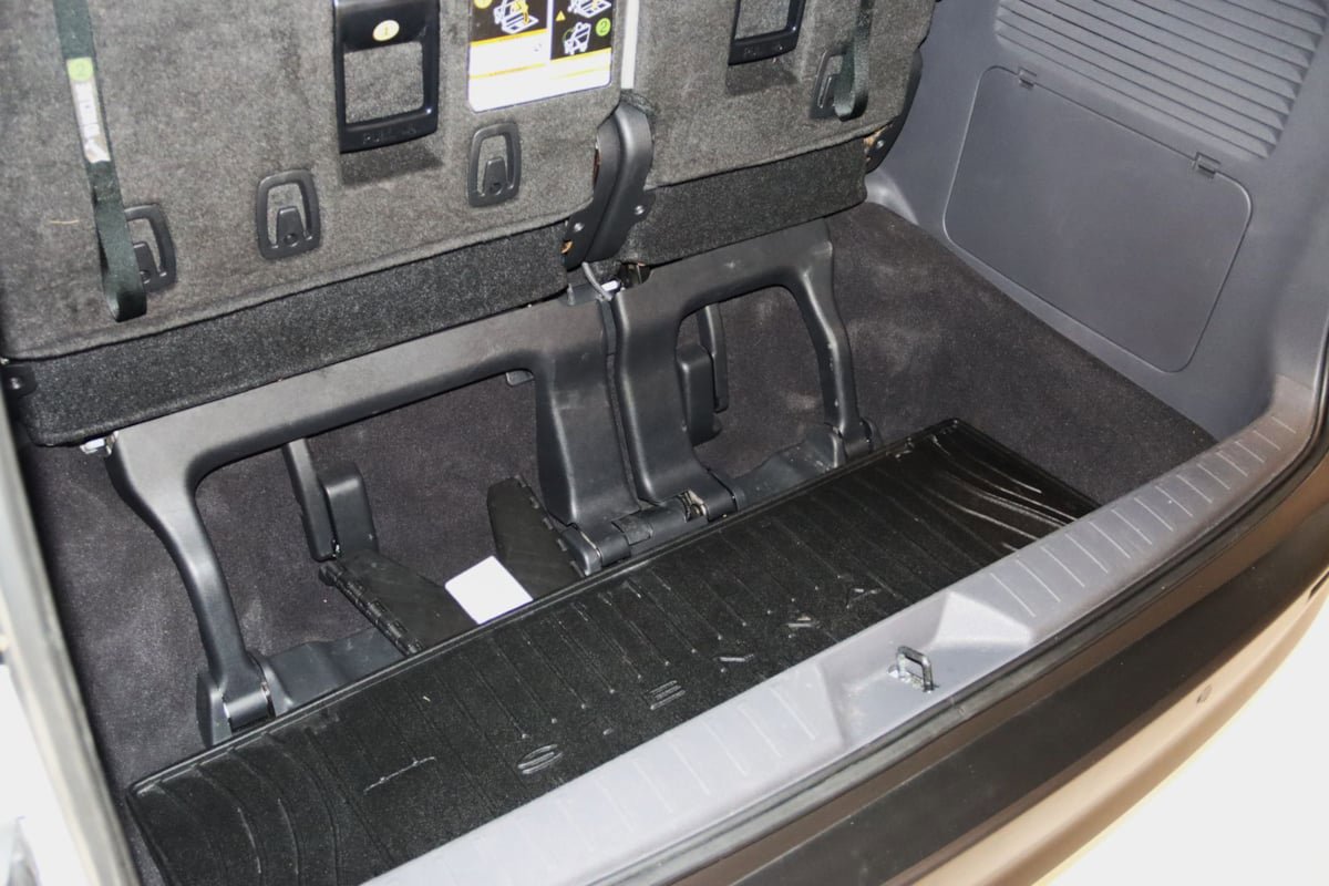 Used 2023 Toyota Sienna XLE FWD image 67