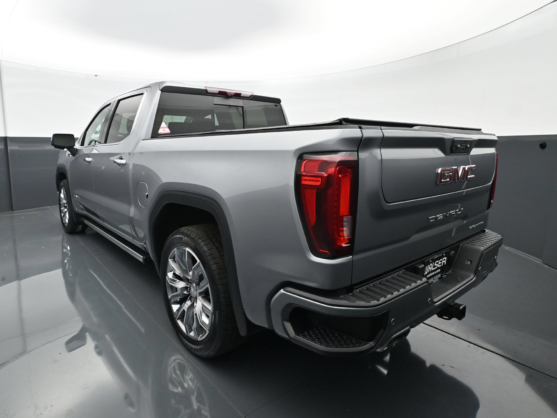 Used 2023 GMC Sierra 1500 Denali w/ Denali Reserve Package AWD/4WD image 5