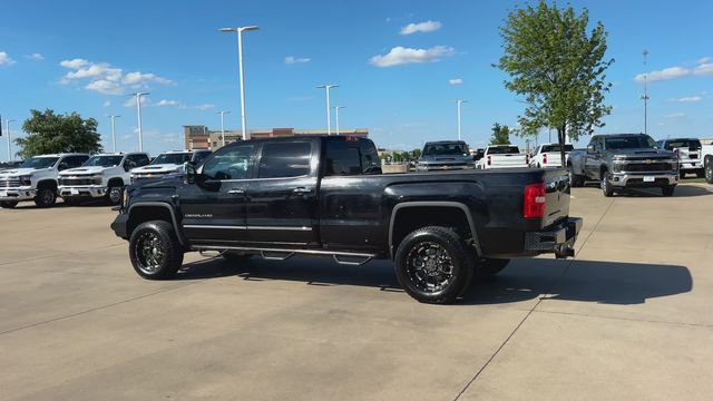 Used 2018 GMC Sierra 3500 Denali w/ Duramax Plus Package AWD/4WD image 5