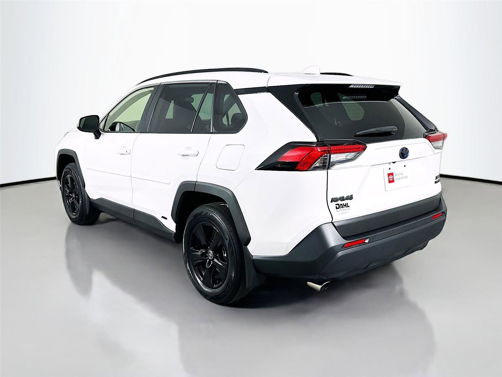 Used 2023 Toyota RAV4 XLE w/ Convenience Package AWD/4WD image 10