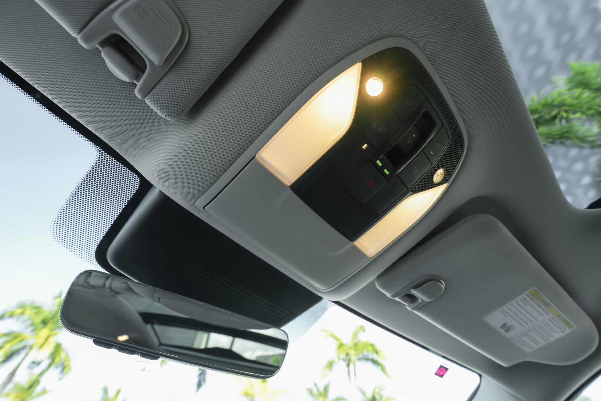 Used 2025 INFINITI QX50 Luxe image 17