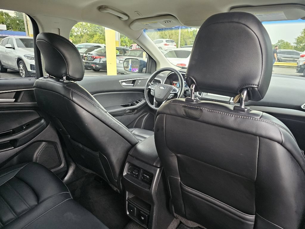 Used 2019 Ford Edge SEL w/ Equipment Group 201A AWD/4WD image 40