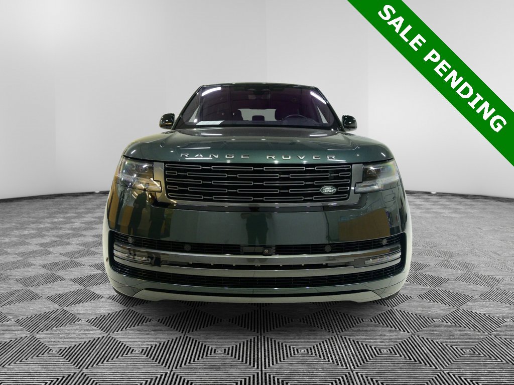Used 2023 Land Rover Range Rover SE image 8
