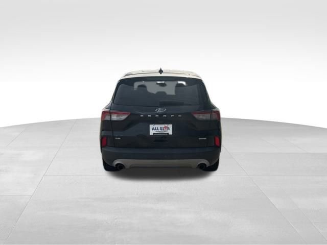 Used 2020 Ford Escape SE image 5