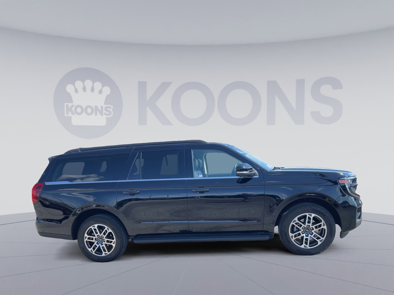 Certified 2025 Ford Expedition Max Active AWD/4WD image 2