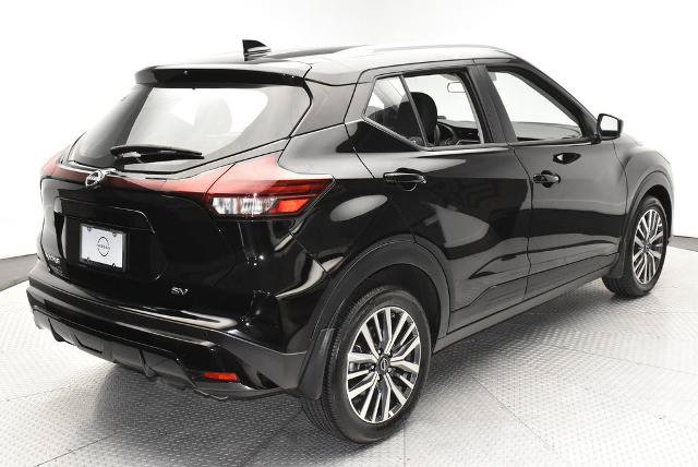 Certified 2024 Nissan Kicks SV FWD image 5