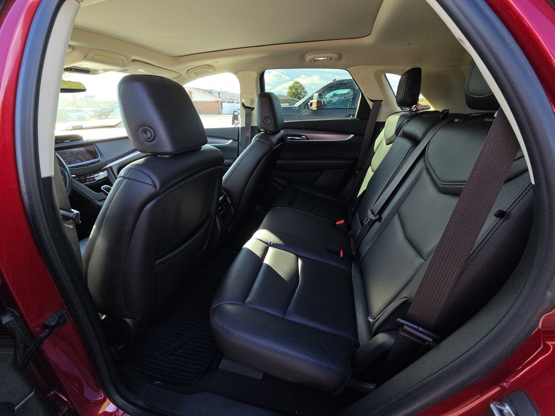 Used 2019 Cadillac XT5 Luxury AWD/4WD image 13