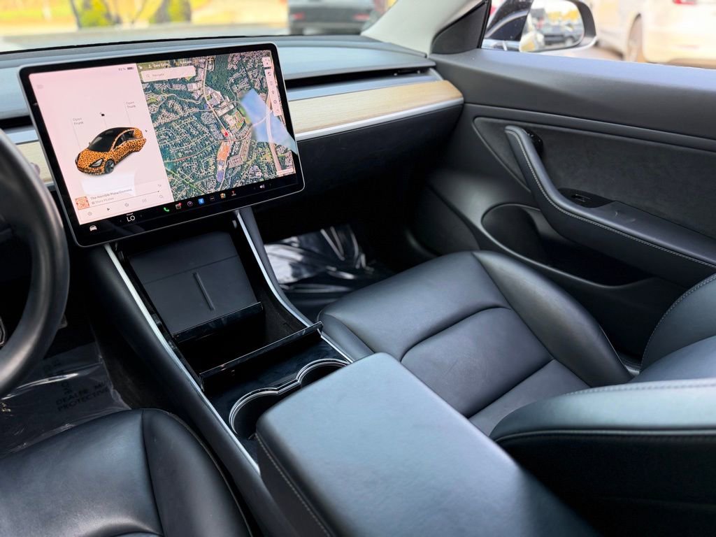 Used 2019 Tesla Model 3 Long Range image 41
