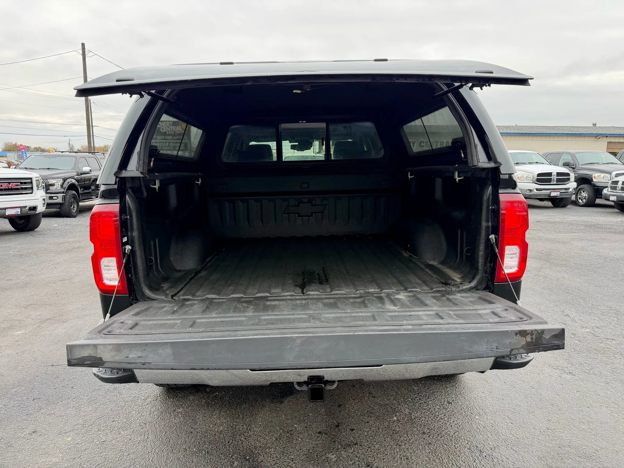Used 2016 Chevrolet Silverado 1500 LTZ w/ LTZ Plus Package image 6