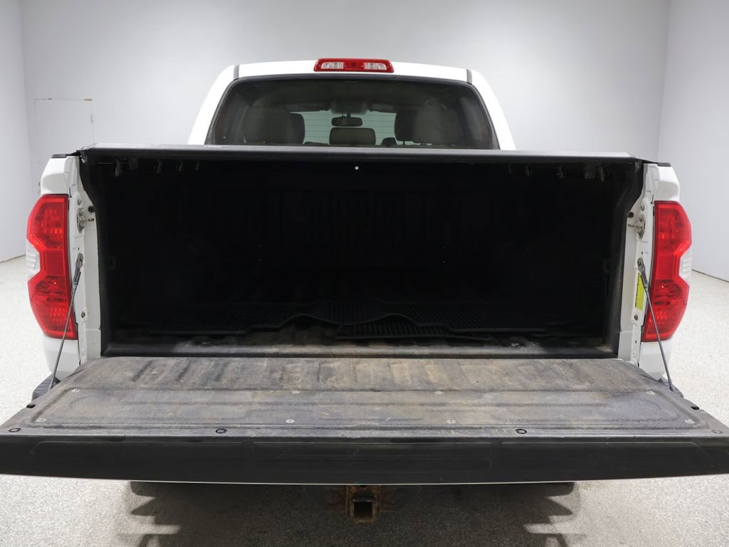 Used 2016 Toyota Tundra Limited w/ Limited Premium Package AWD/4WD image 4