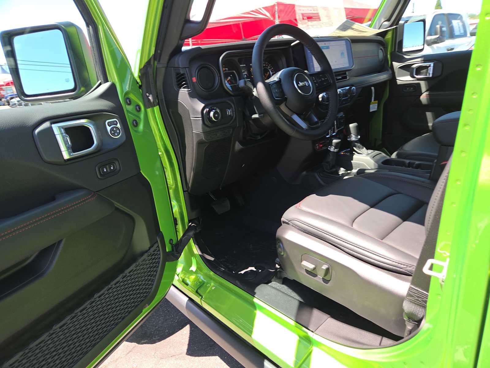 New 2026 Jeep Wrangler Unlimited Rubicon AWD/4WD image 10