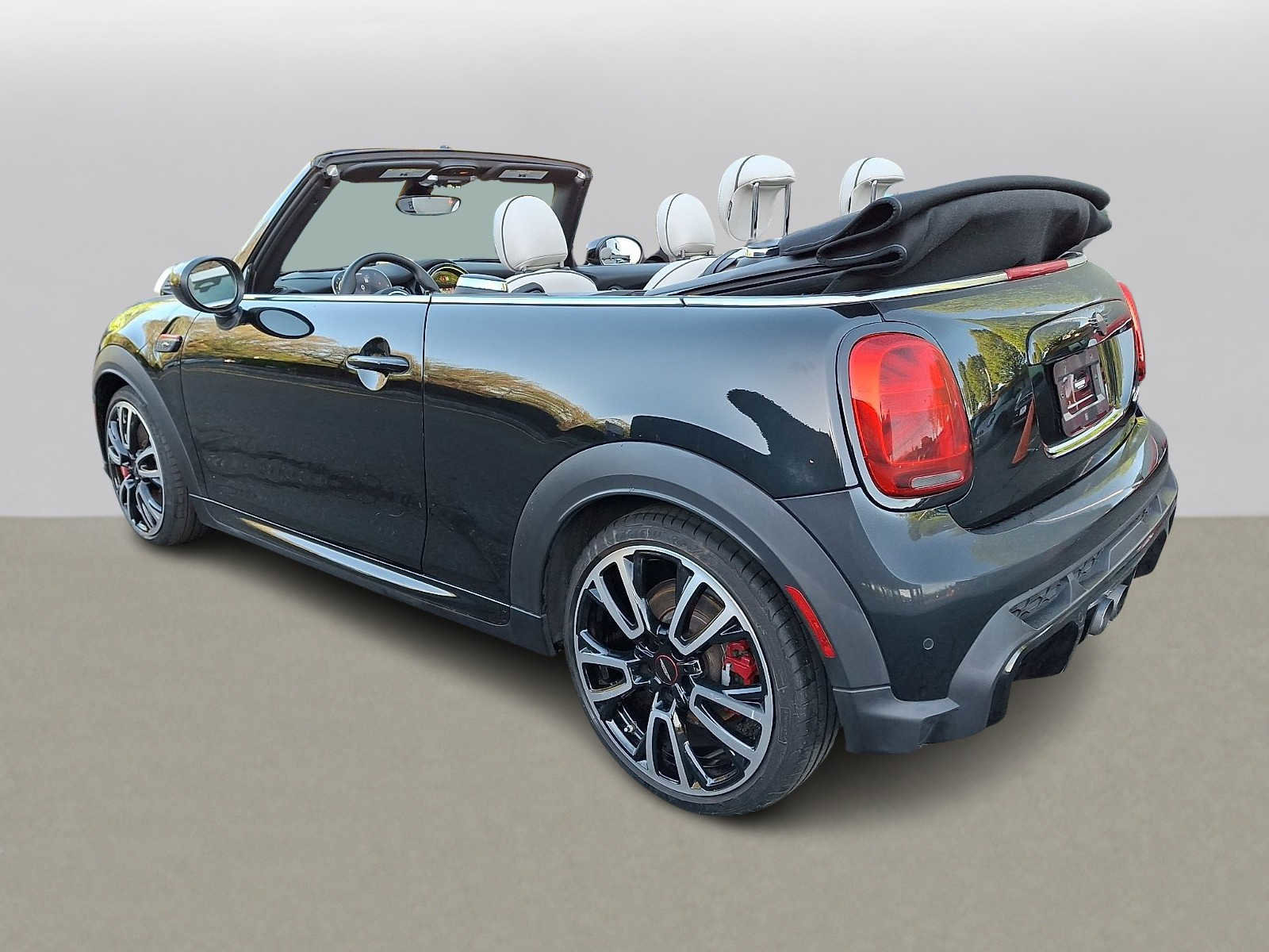 Used 2023 MINI Cooper John Cooper Works w/ Driver Assistance Package FWD image 5
