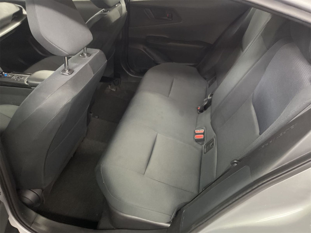 Used 2025 Toyota Prius LE FWD image 7