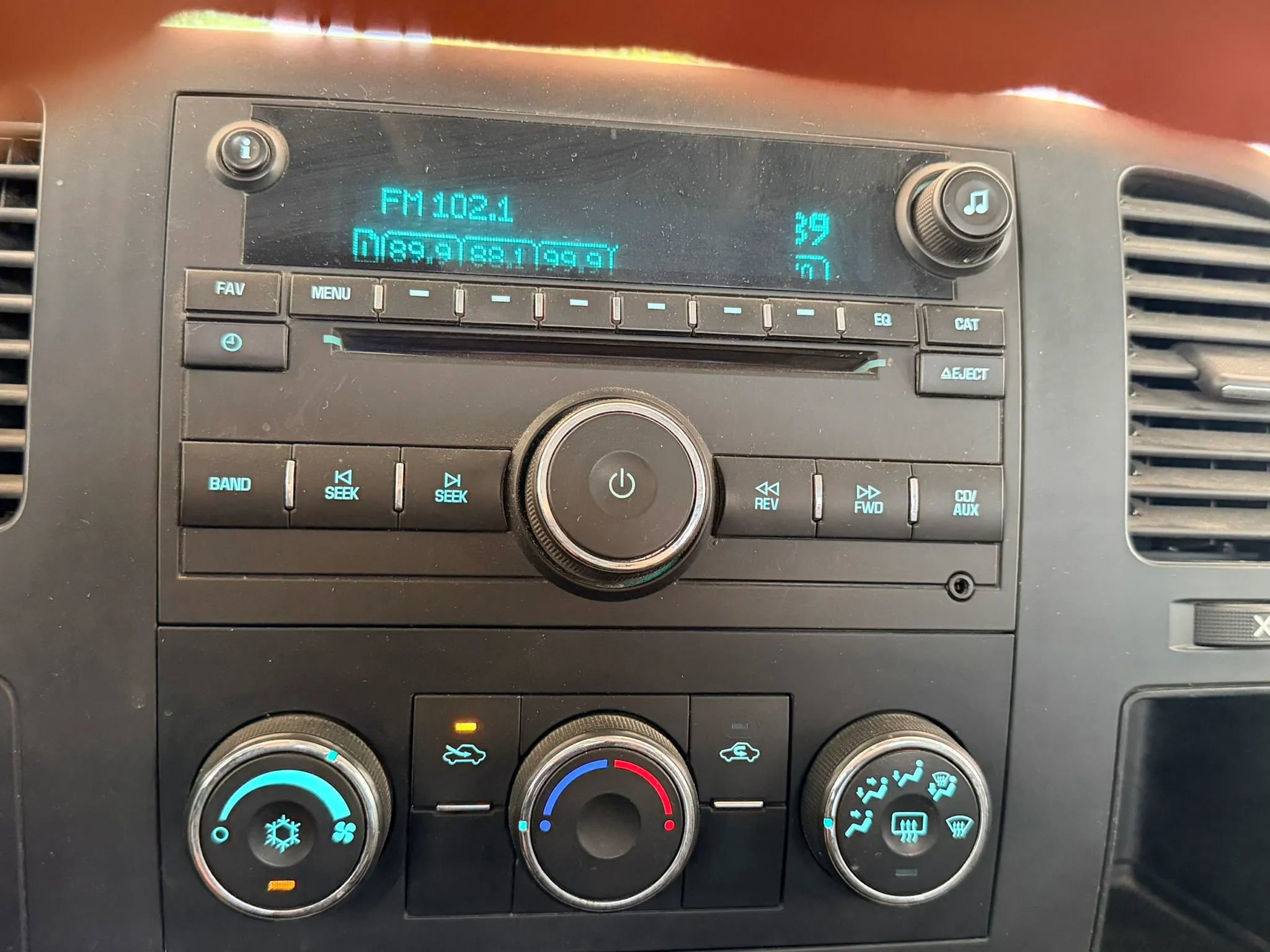 Used 2007 Chevrolet Silverado 3500 LT AWD/4WD image 17