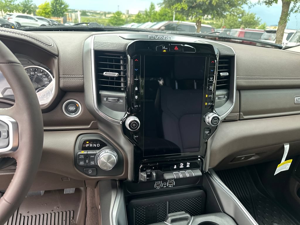 New 2026 RAM 1500 Laramie w/ Laramie Southwest Edition AWD/4WD image 23