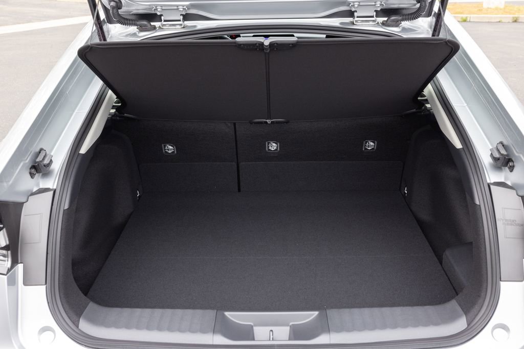 Used 2026 Toyota Prius Plug-In Hybrid image 8