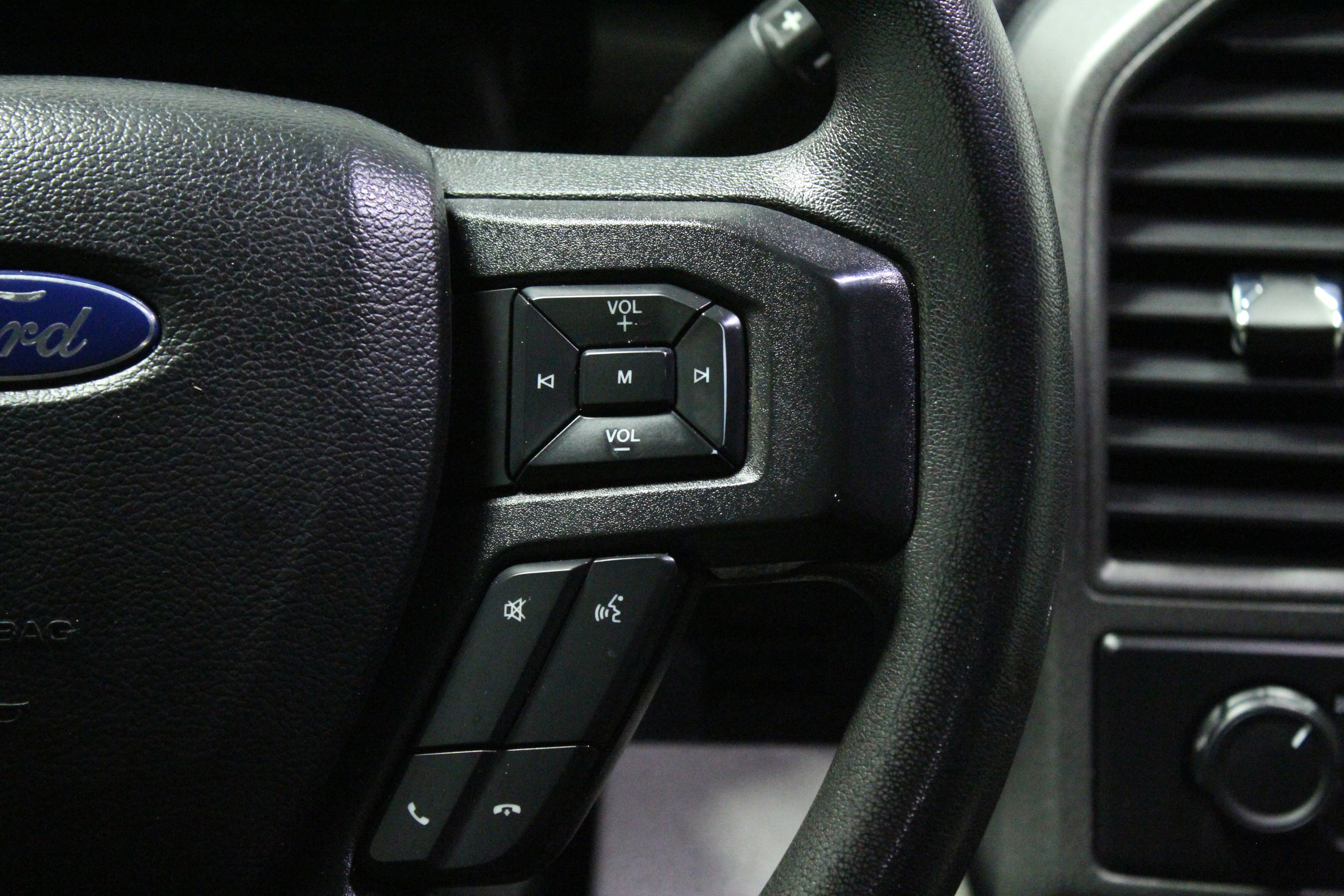 Used 2019 Ford F250 XL w/ STX Appearance Package AWD/4WD image 30