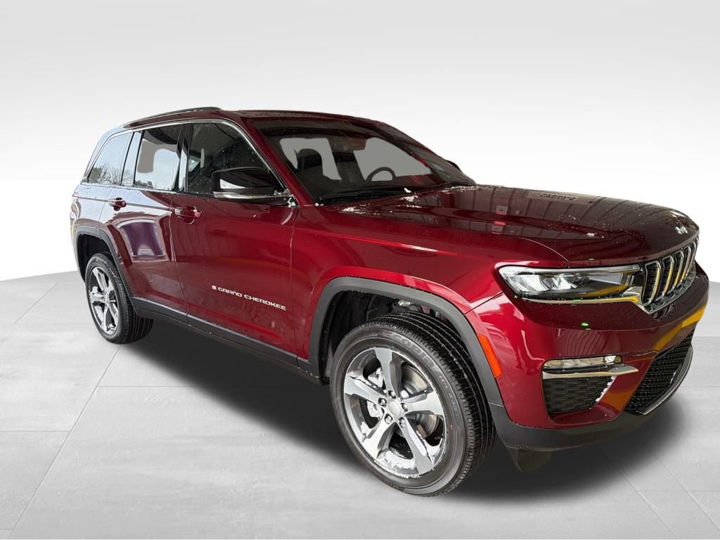 New 2025 Jeep Grand Cherokee Limited image 8