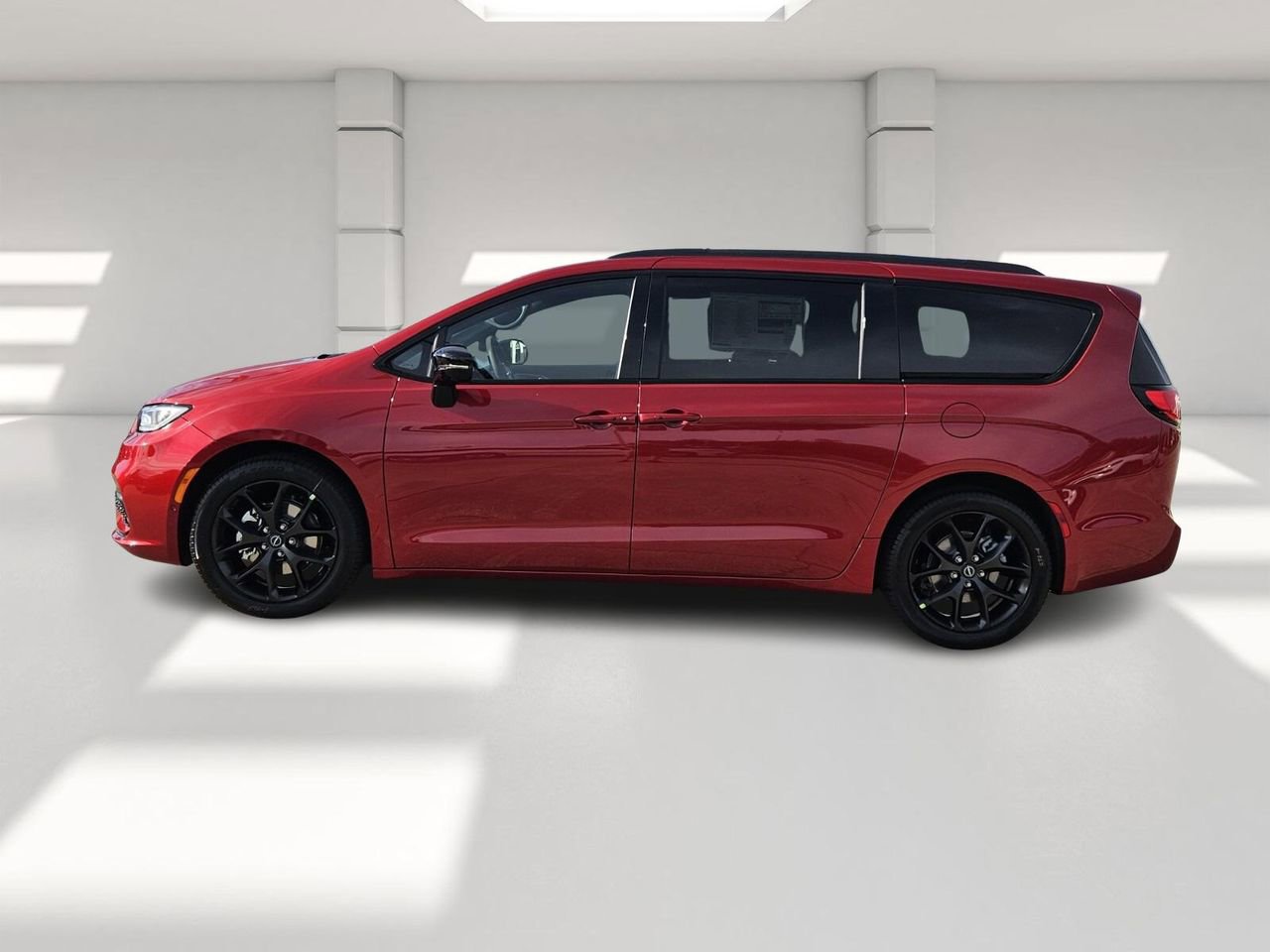 New 2026 Chrysler Pacifica Limited image 2