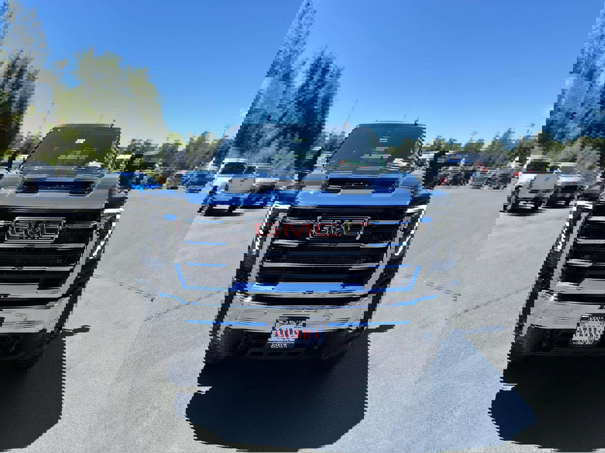 New 2025 GMC Sierra 2500 SLE w/ SLE Value Package; image 2