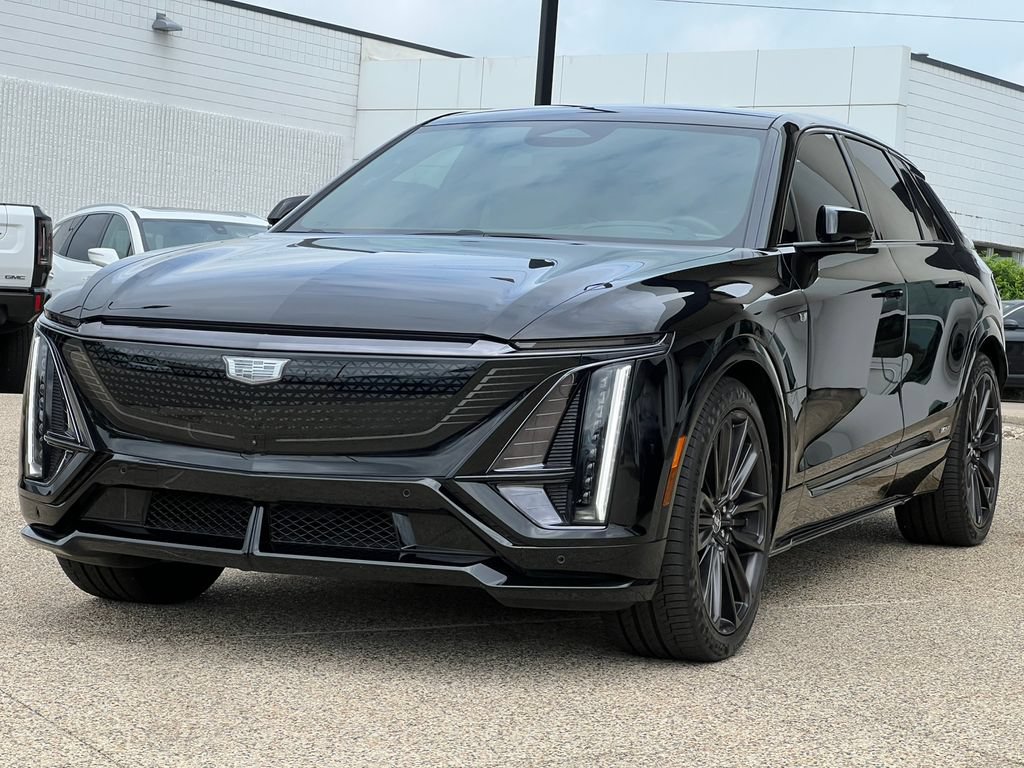 Certified 2026 Cadillac Lyriq V AWD/4WD image 46