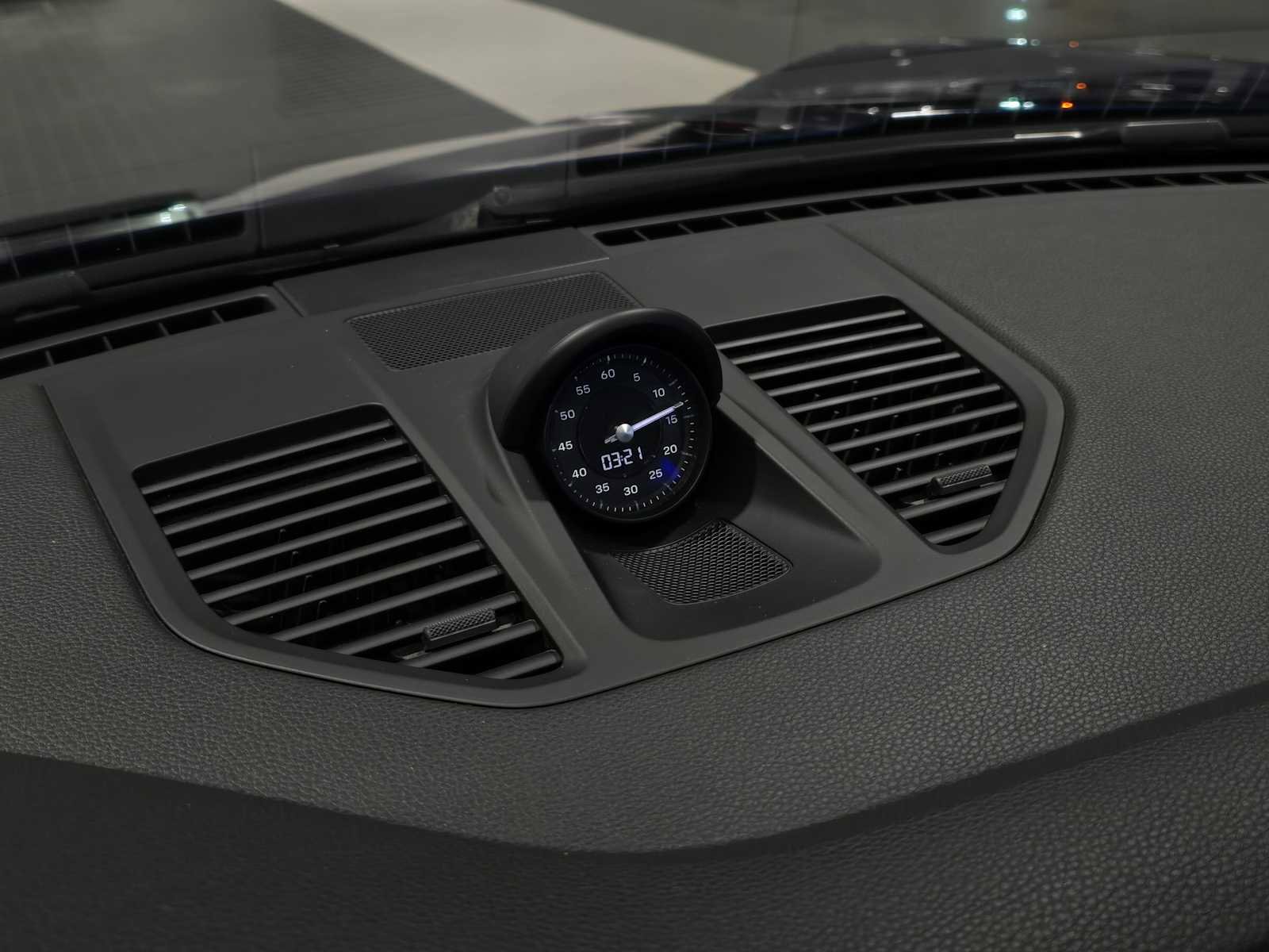 Used 2020 Porsche 911 Carrera w/ Sport Chrono Package image 25