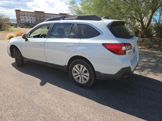 Used 2019 Subaru Outback 2.5i Premium AWD/4WD image 6