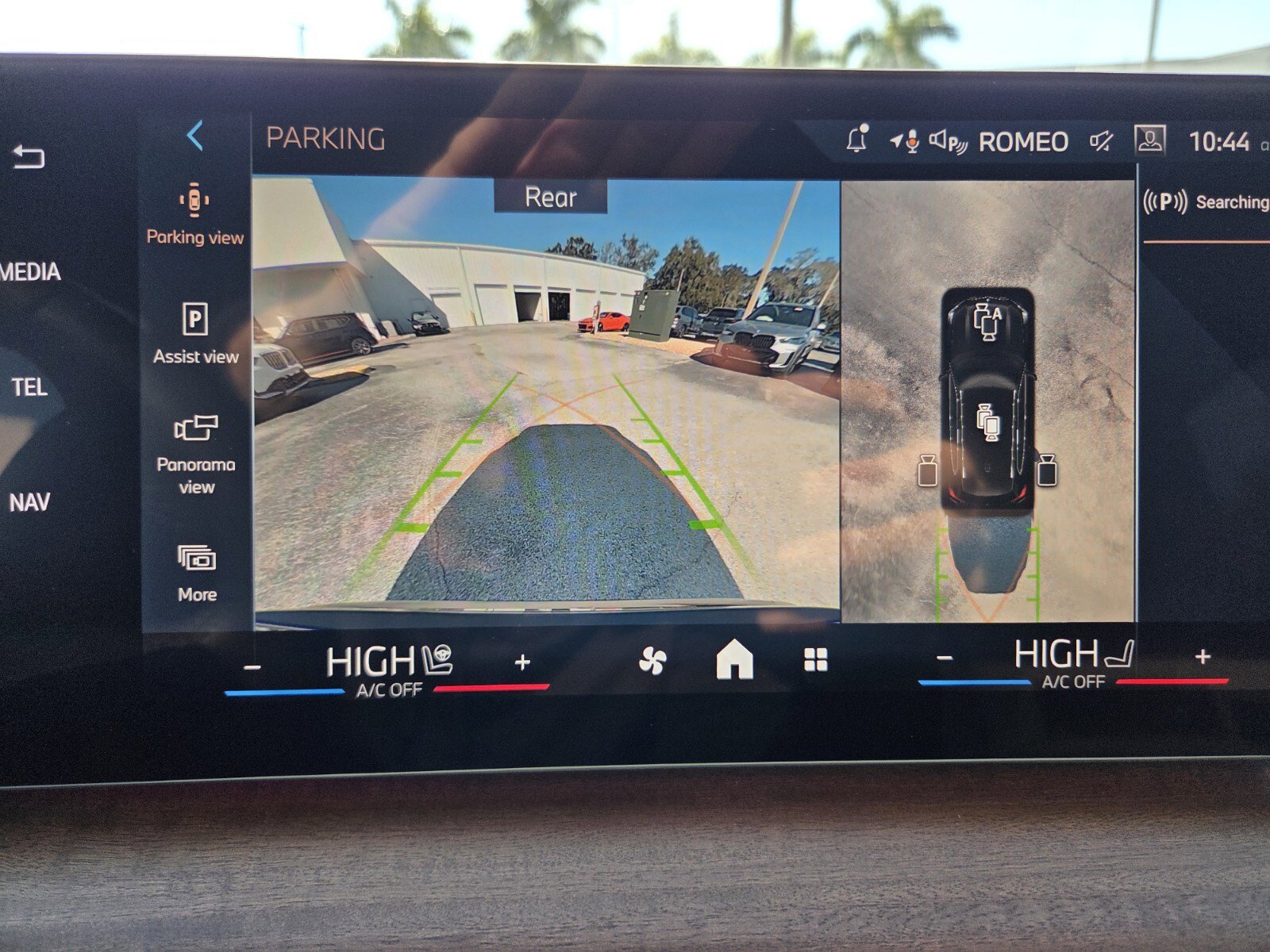 Used 2026 BMW X1 xDrive28i w/ Technology Package image 24