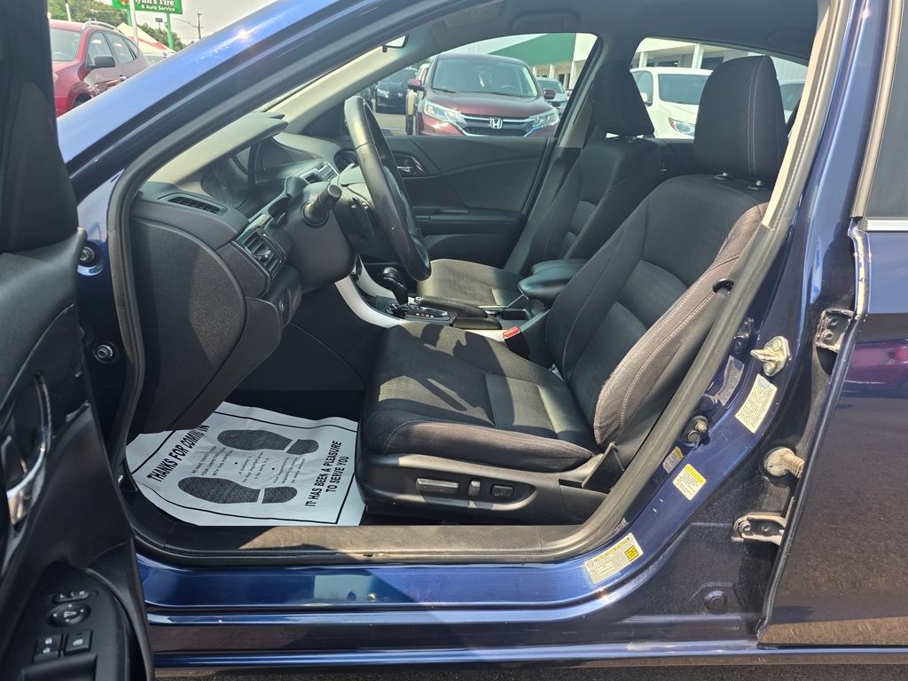 Used 2014 Honda Accord Sport image 9