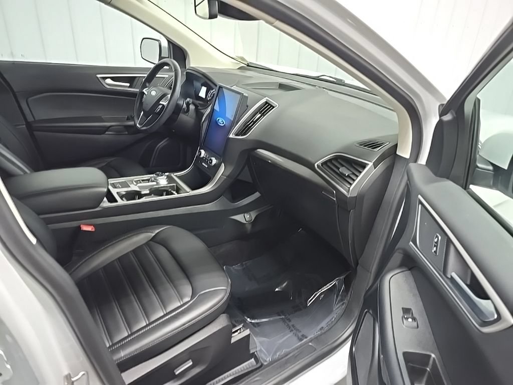 Used 2024 Ford Edge SEL w/ Convenience Package AWD/4WD image 20