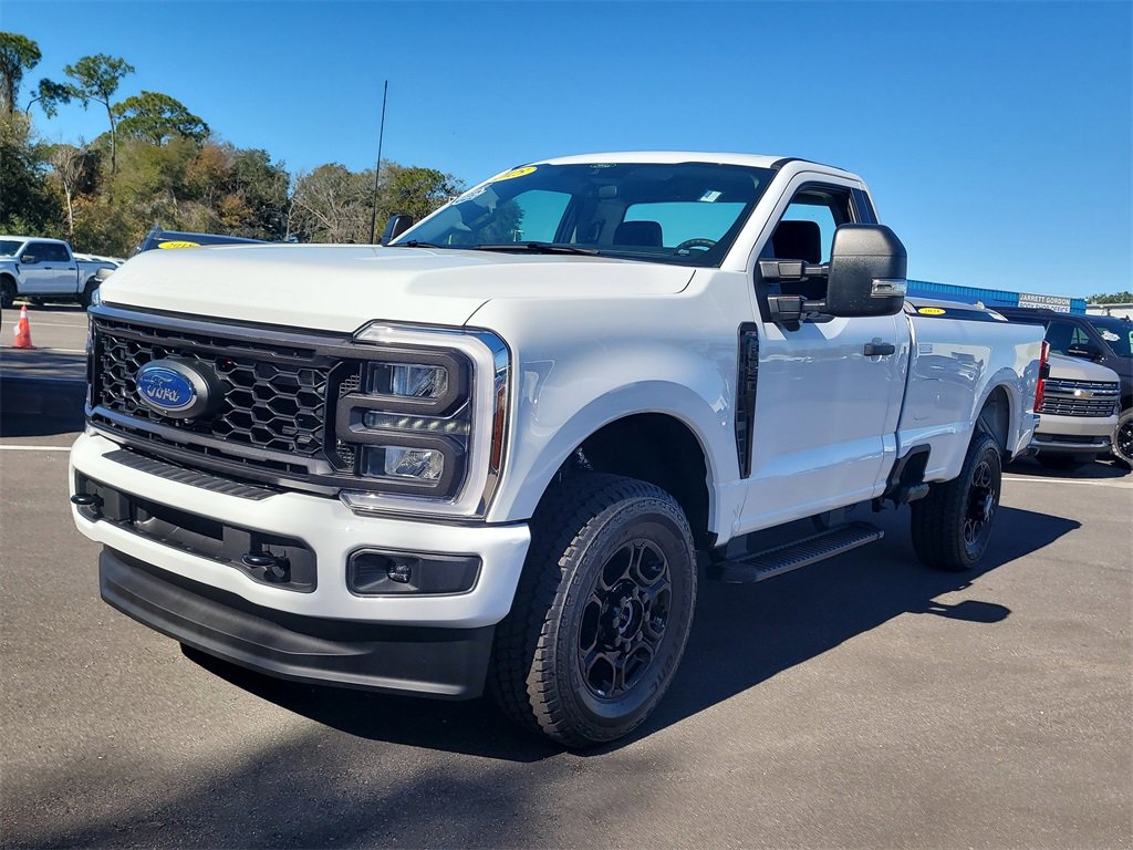 Used 2025 Ford F250 XL w/ STX Appearance Package image 2