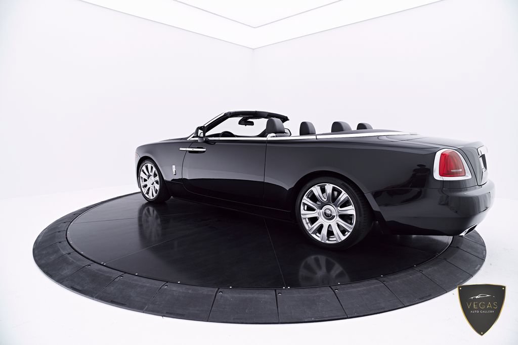 Used 2019 Rolls-Royce Dawn RWD image 22
