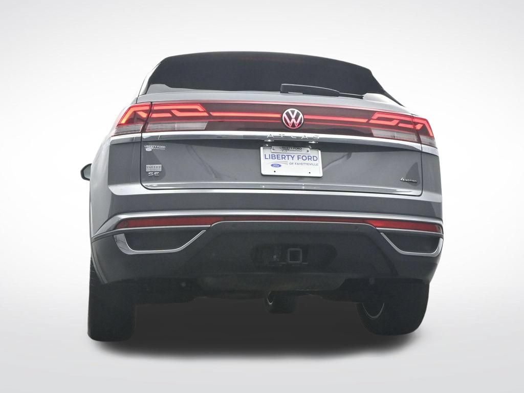 Used 2024 Volkswagen Atlas Cross Sport SE w/ Panoramic Sunroof Package AWD/4WD image 46